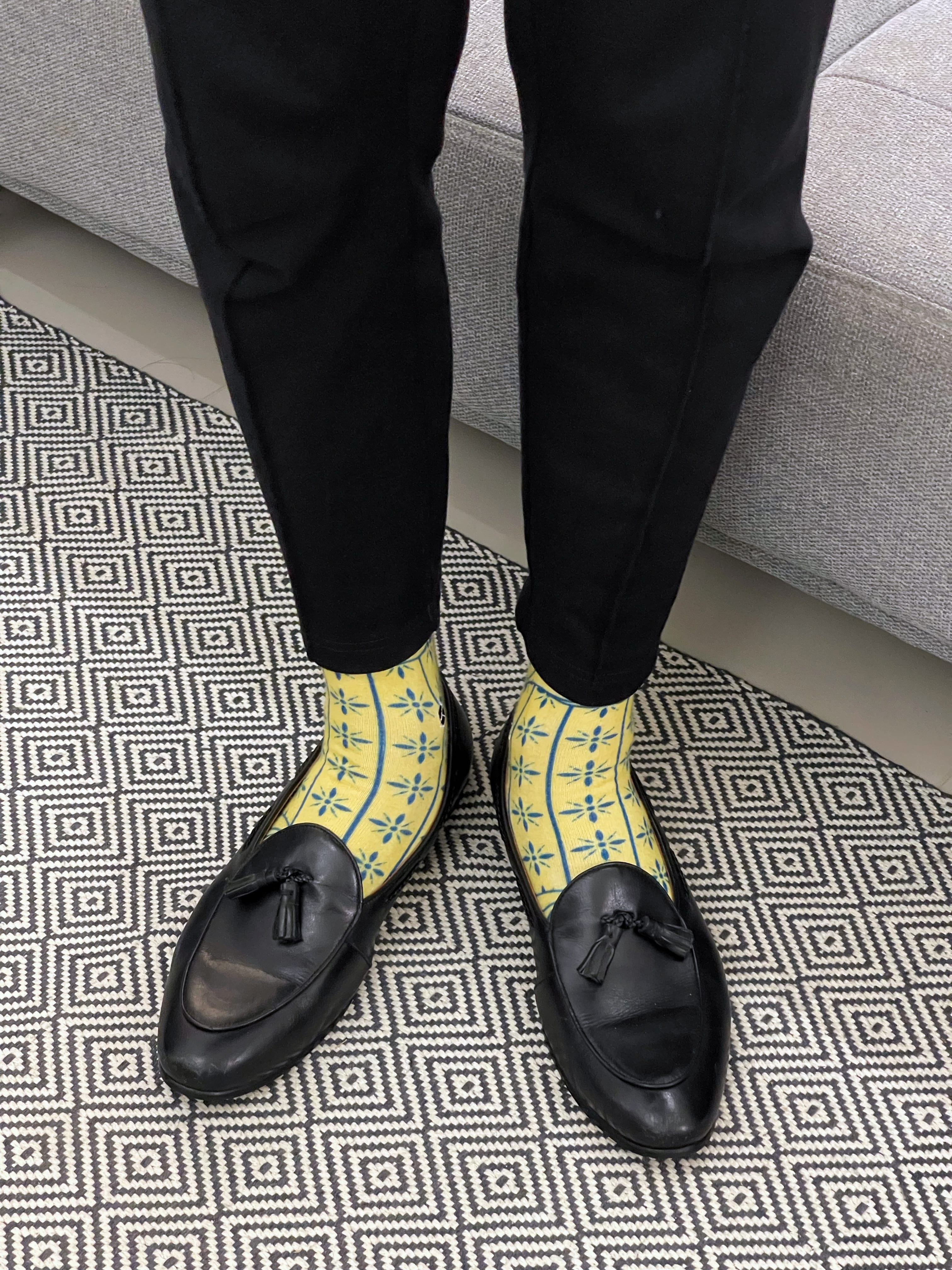 Golden Sand Batik Patterned Cotton Crew Socks | Mentari