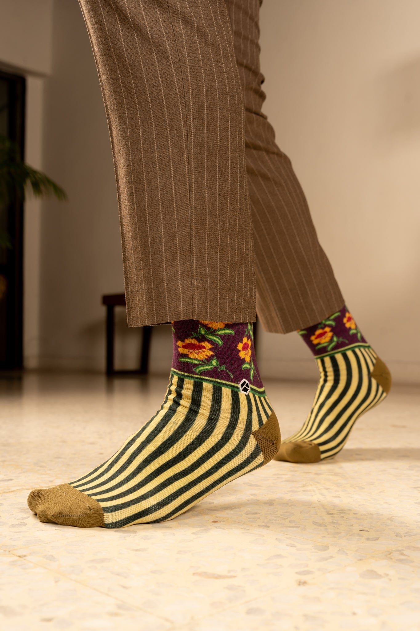 Olive Green Batik Patterned Cotton Crew Socks | Dewi