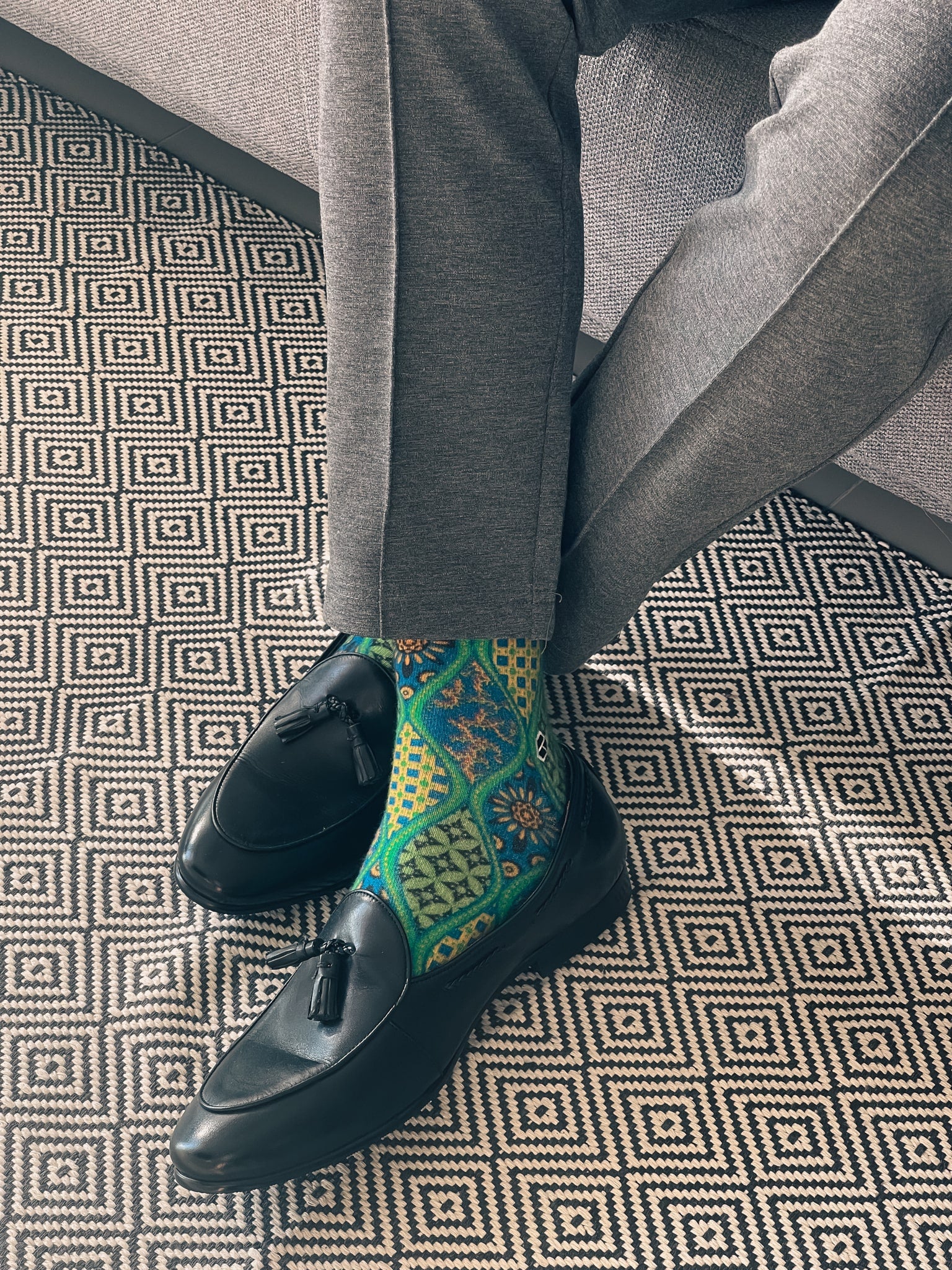 Dark Spring Green Batik Patterned Cotton Crew Socks | Ceplok II