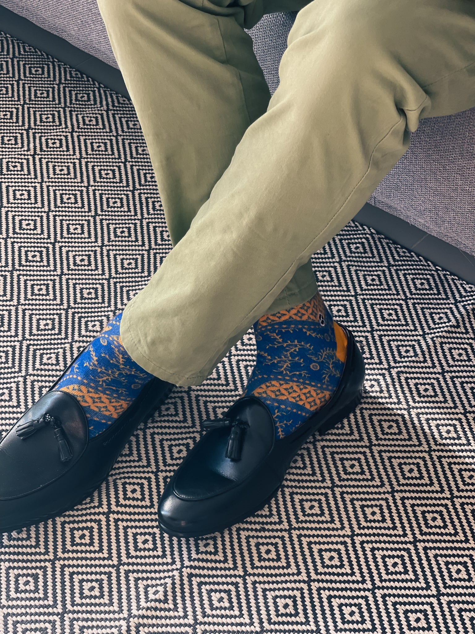 Dark Cerulean Batik Patterned Cotton Crew Socks | Lereng Timur II