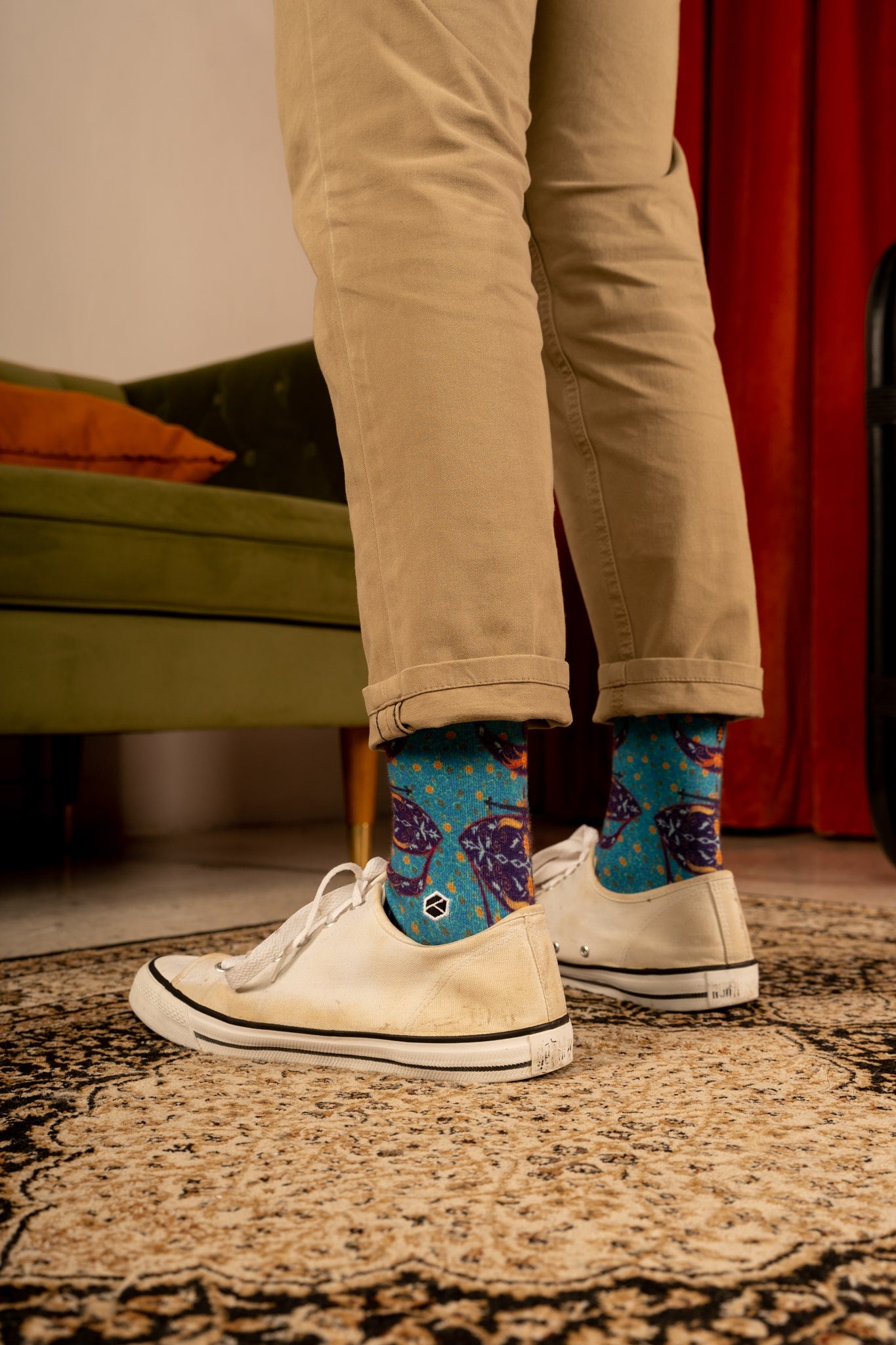 Pacific Blue Moon Kite Patterned Cotton Crew Socks | Bulan