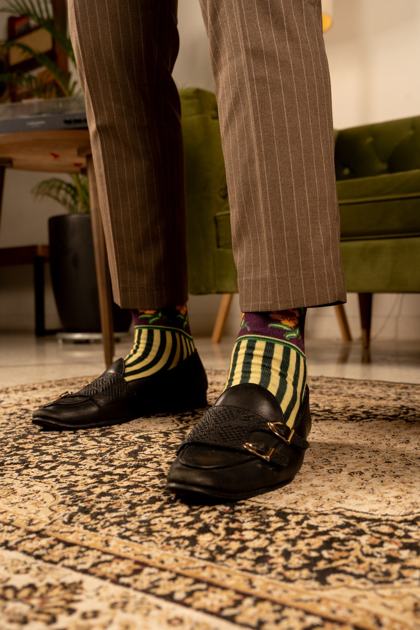 Olive Green Batik Patterned Cotton Crew Socks | Dewi