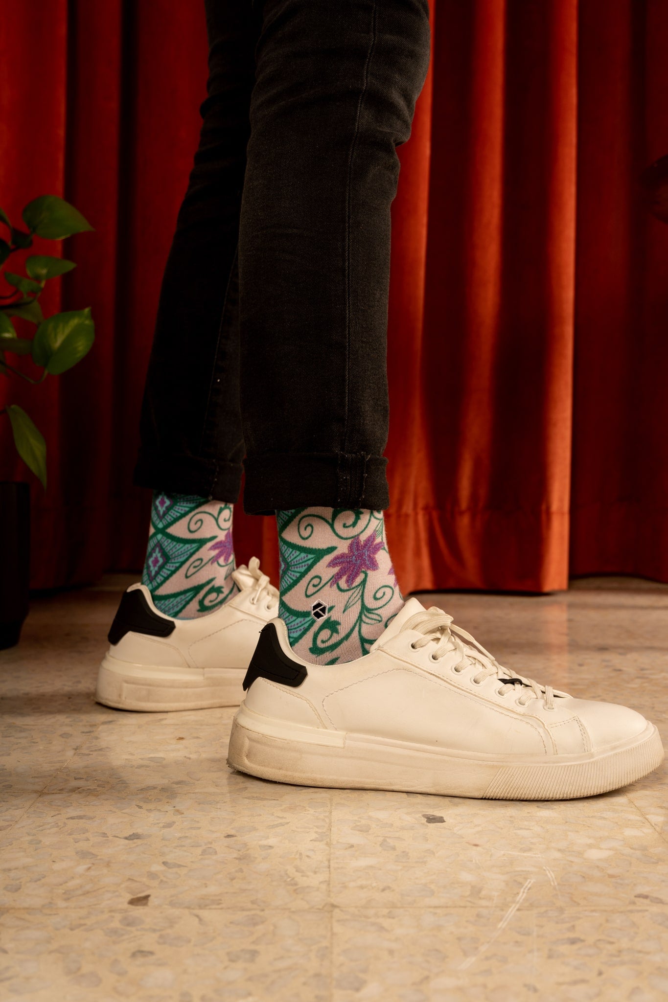 Spanish Pink Floral Batik Patterned Cotton Crew Socks | Kirana