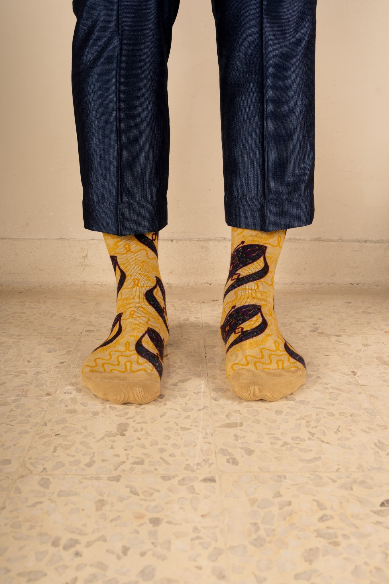Champagne Yellow Moon Kite Patterned Cotton Crew Socks | Suria