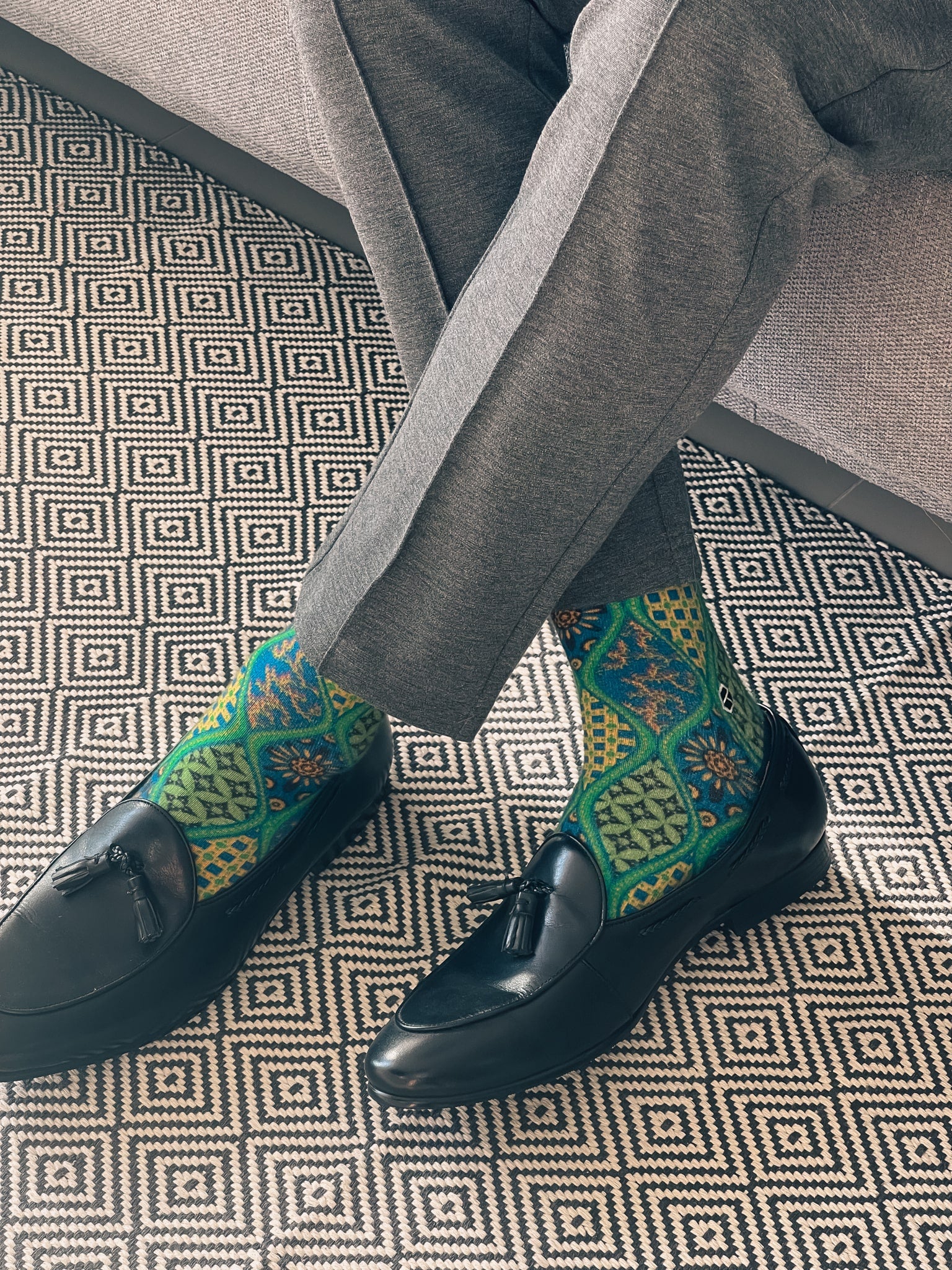 Dark Spring Green Batik Patterned Cotton Crew Socks | Ceplok II