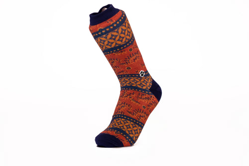 Cinnamon Brown Batik Patterned Cotton Crew Socks | Lereng Timur